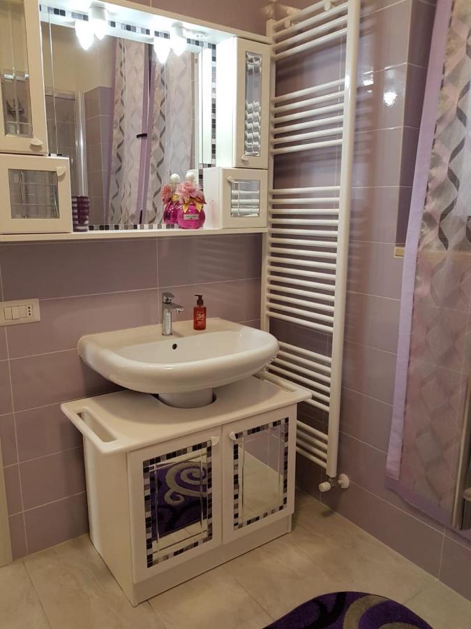 B&B La Casetta Di Lilly Amelia Extérieur photo
